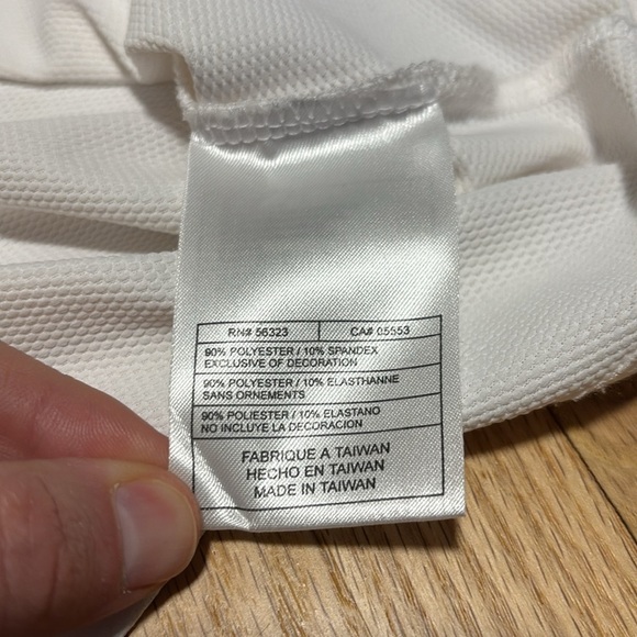 Nike Golf Fit Dry Polyester & Spandex Golf Polo Zippered T-Shirt Size Small(4-6) - Picture 5 of 8